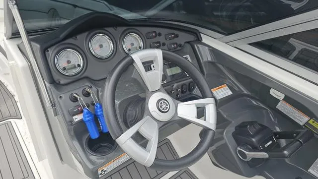 Slide: The Image of Yamaha YAMAHA AR-210 2014 - 15