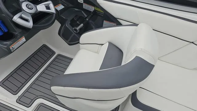 Slide: The Image of Yamaha YAMAHA AR-210 2014 - 16