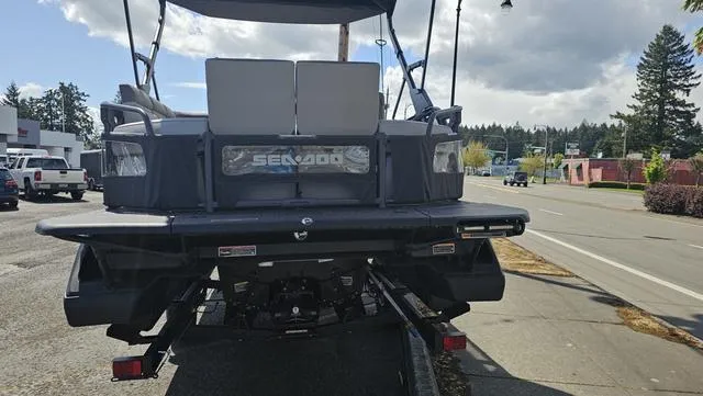 Slide: The Image of Sea-Doo CRUISE 21' 230HP WITH TRAILER 2024 - 5