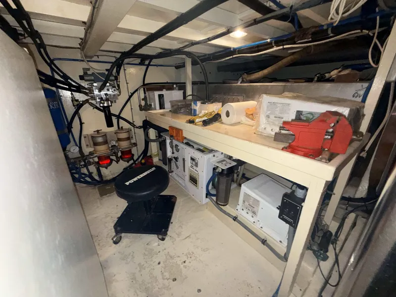 Slide: The Image of Kadey-Krogen 48 Whaleback 1996 - 132