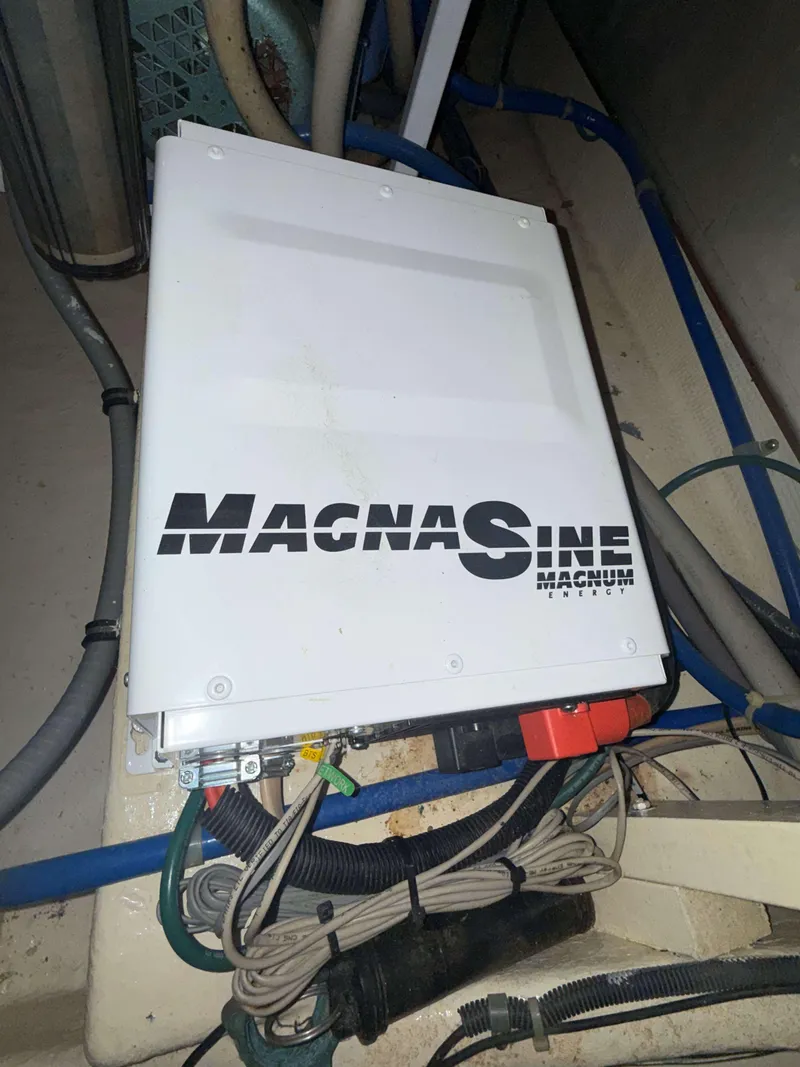 Slide: The Image of Kadey-Krogen 48 Whaleback 1996 - 136