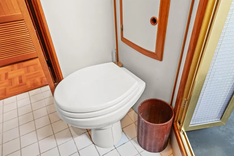 Slide: The Image of Kadey-Krogen 48 Whaleback 1996 - 52