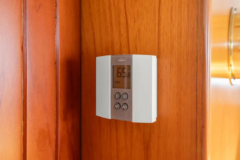 Slide: The Image of Kadey-Krogen 48 Whaleback 1996 - 55