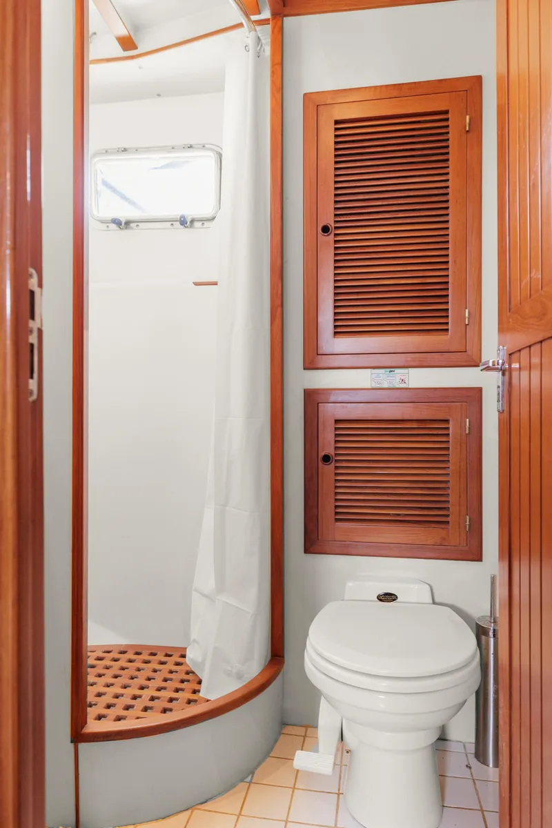 Slide: The Image of Kadey-Krogen 48 Whaleback 1996 - 66