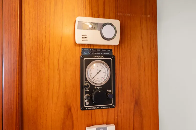 Slide: The Image of Kadey-Krogen 48 Whaleback 1996 - 68