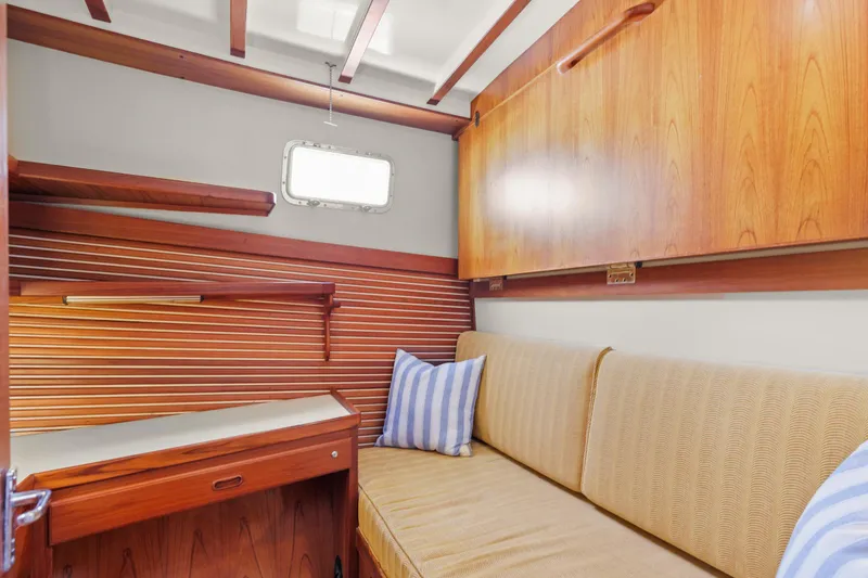 Slide: The Image of Kadey-Krogen 48 Whaleback 1996 - 69