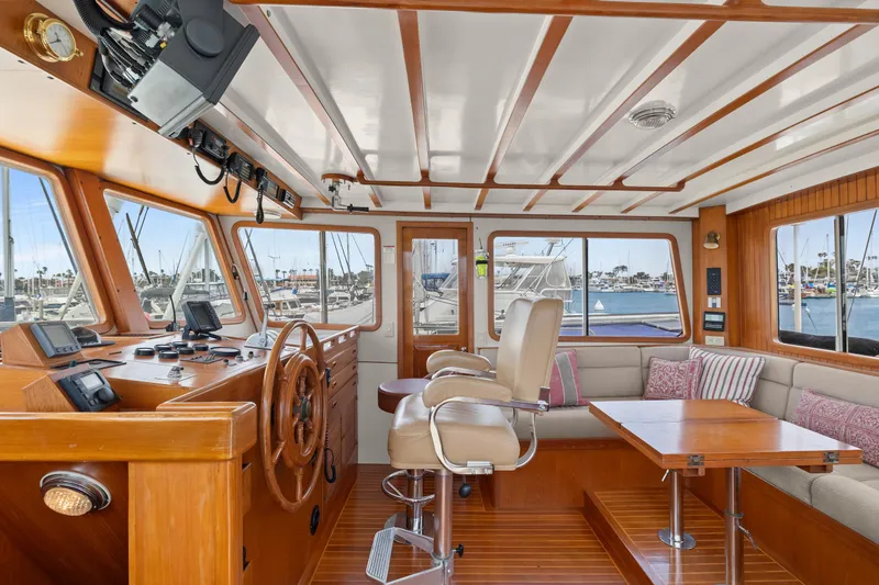 Slide: The Image of Kadey-Krogen 48 Whaleback 1996 - 81