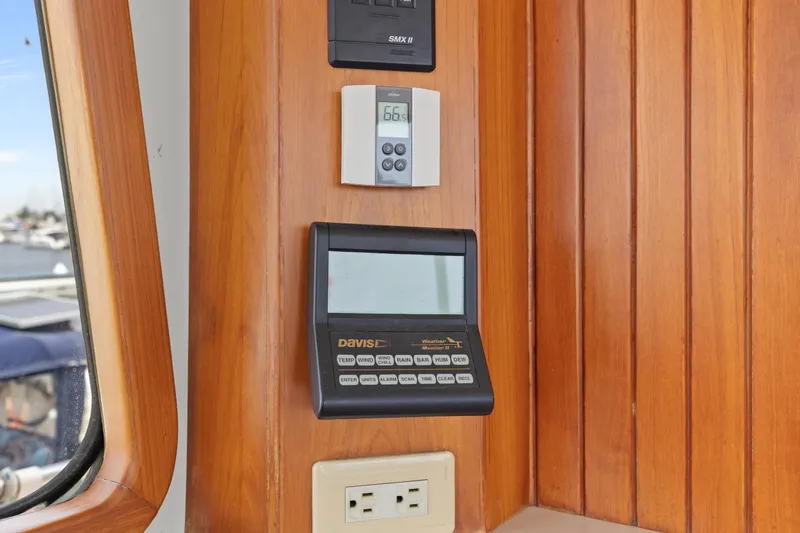 Slide: The Image of Kadey-Krogen 48 Whaleback 1996 - 87