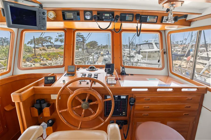 Slide: The Image of Kadey-Krogen 48 Whaleback 1996 - 89