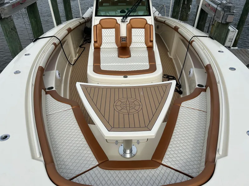 Slide: The Image of Scout 420 LXF 2017 - 2