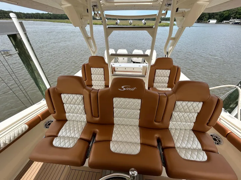 Slide: The Image of Scout 420 LXF 2017 - 5