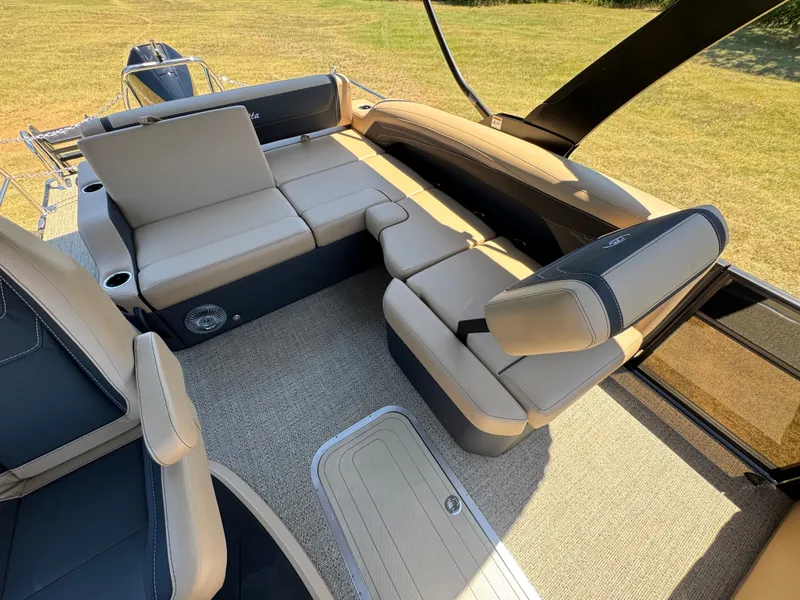 Slide: The Image of 2026 BARLETTA C24U - Image 12 - 12