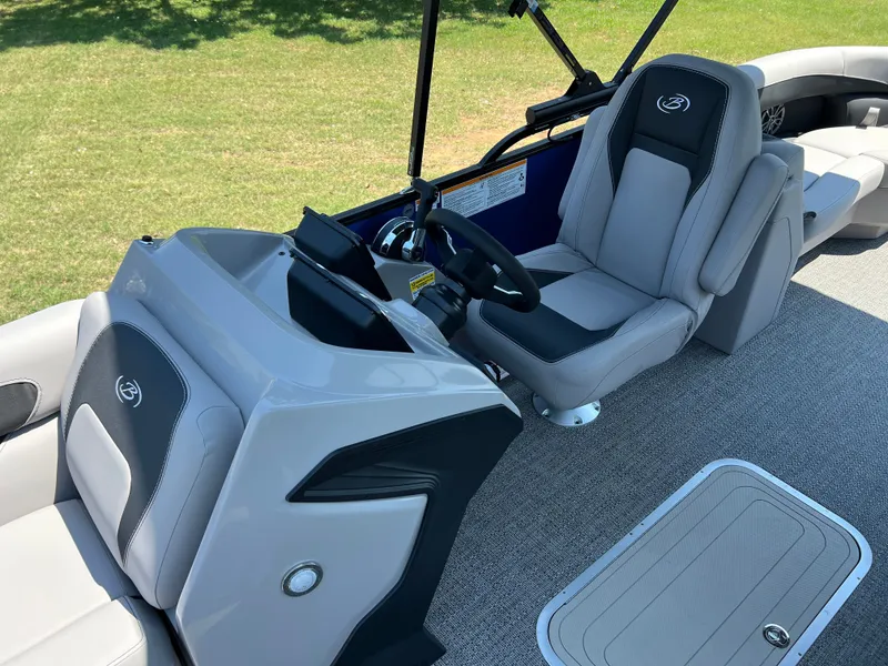 Slide: The Image of 2026 BARLETTA A22QC - Image 13 - 13