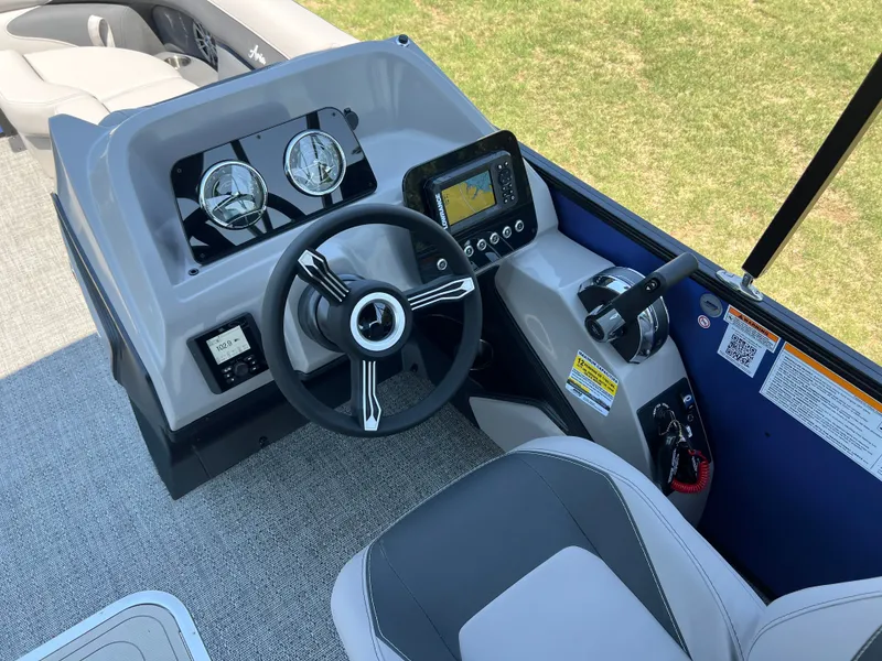 Slide: The Image of 2026 BARLETTA A22QC - Image 17 - 17