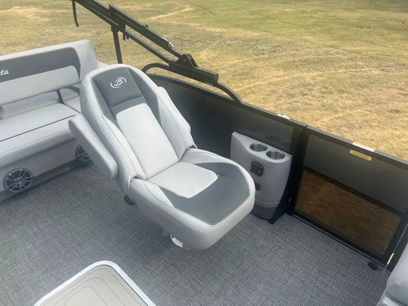 Slide: The Image of 2026 BARLETTA A24UC - Image 10 - 10