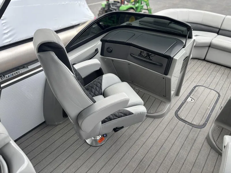 Slide: The Image of Manitou LX 25 SRW SHP 2024 - 15