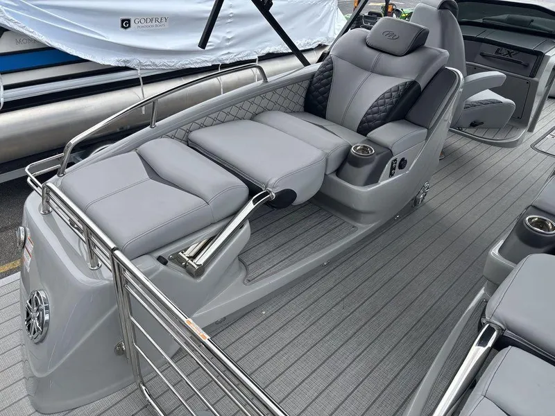 Slide: The Image of Manitou LX 25 SRW SHP 2024 - 23