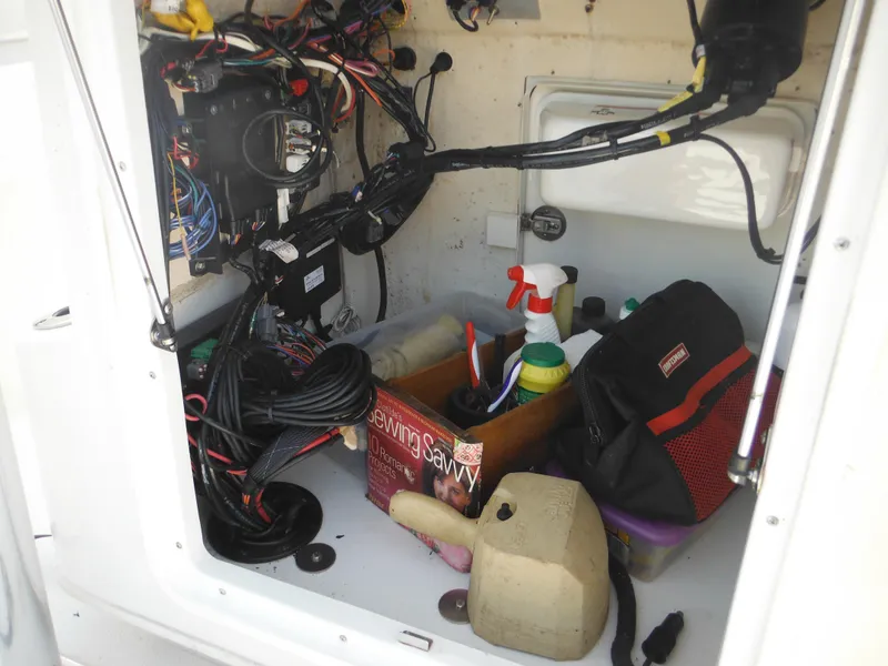 Slide: The Image of Ranger 2410 Bay Ranger 2011 - 55