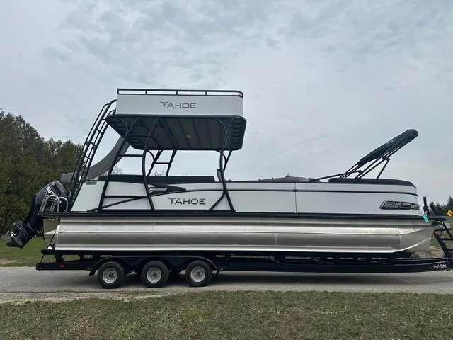 The Image of Tahoe 2785 Funship Entertainer 2025 - 1