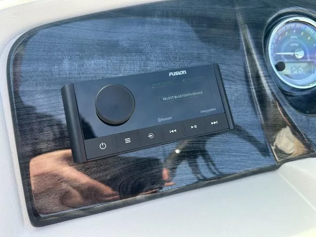 Slide: The Image of Tahoe 2185 LTZ Quad Lounger 2025 - 22