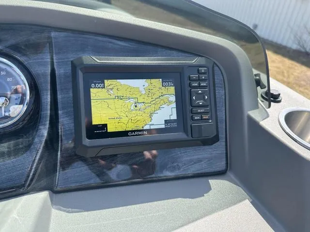 Slide: The Image of Tahoe 2185 LTZ Quad Lounger 2025 - 22