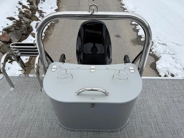 Slide: The Image of Tahoe 2185 LTZ Quad Lounger 2025 - 21