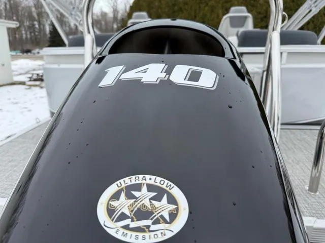 Slide: The Image of Tahoe 2185 LTZ Quad Lounger 2025 - 23