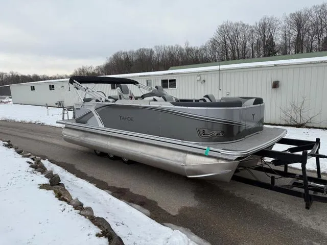 Slide: The Image of Tahoe 2185 LTZ Quad Lounger 2025 - 3