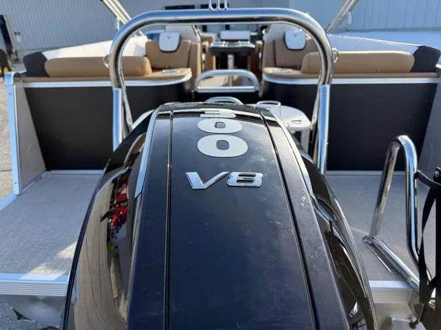 Slide: The Image of Tahoe 25 Cascade QL 2025 - 10