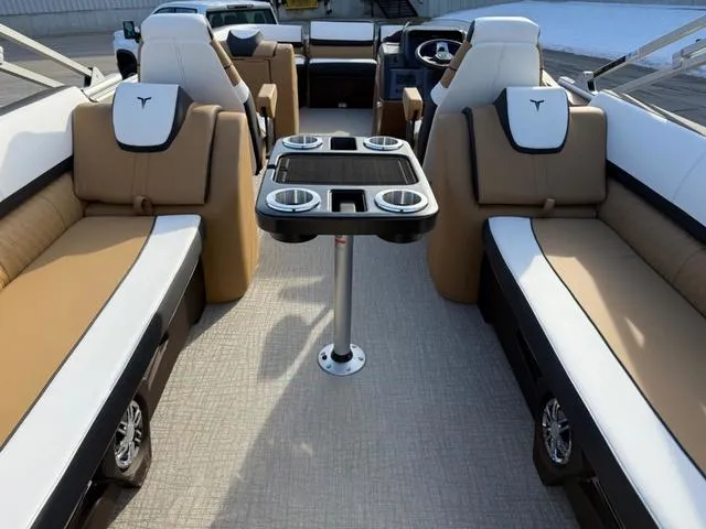 Slide: The Image of Tahoe 25 Cascade QL 2025 - 13