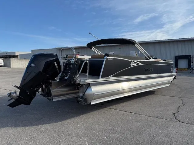 Slide: The Image of Tahoe 25 Cascade QL 2025 - 5