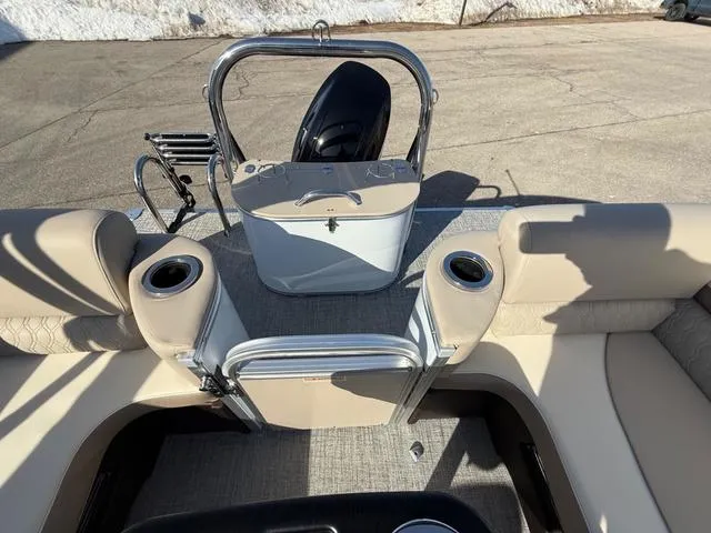 Slide: The Image of Tahoe 2385 ql 2025 - 11