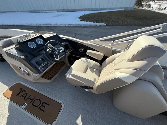 Slide: The Image of Tahoe 2385 ql 2025 - 14