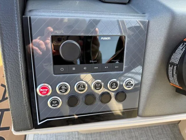 Slide: The Image of Tahoe 2385 ql 2025 - 16