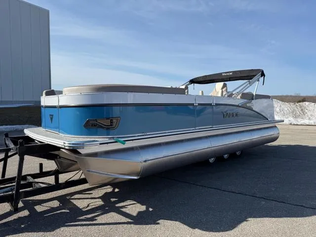 Slide: The Image of Tahoe 2385 ql 2025 - 6