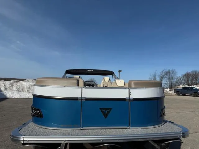 Slide: The Image of Tahoe 2385 ql 2025 - 7