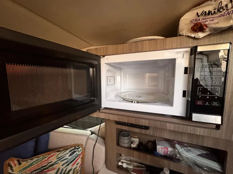 Slide: The Image of Regal 26 XO 2020 - 59