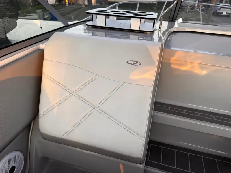 Slide: The Image of Regal 26 XO 2020 - 61