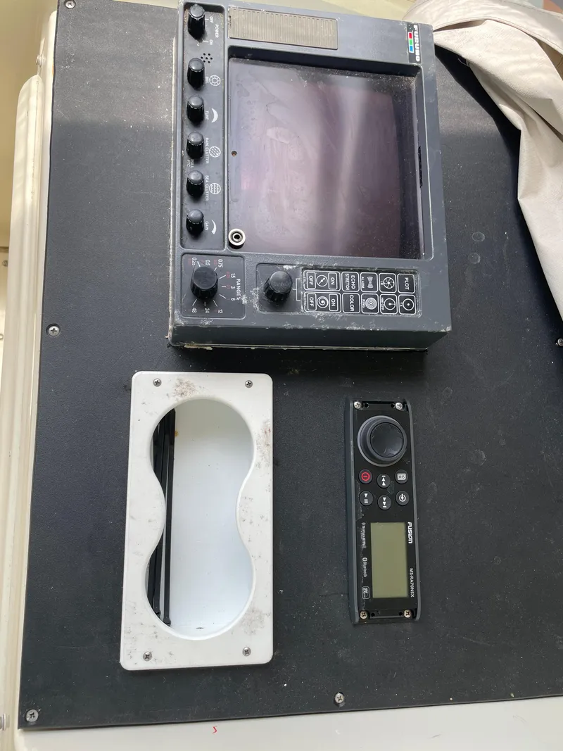 Slide: The Image of Hatteras 55 Convertible 1988 - 61