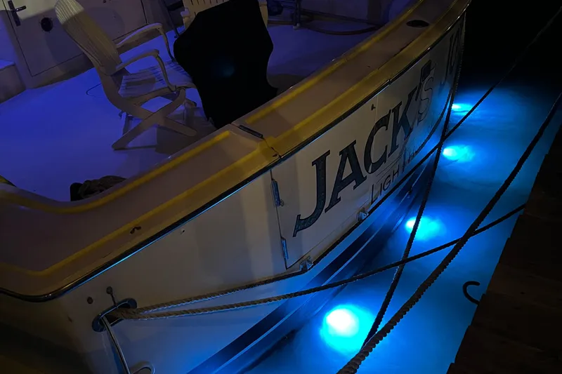 Slide: The Image of Hatteras 55 Convertible 1988 - 68