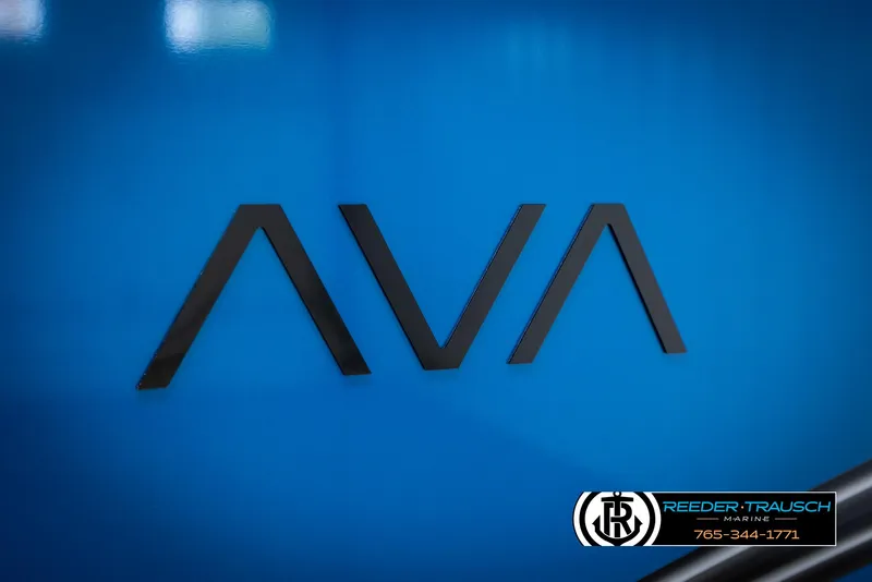 Slide: The Image of 2025 Avalon LSZ QLS logo on blue background, Reeder-Trausch Marine branding. - 48