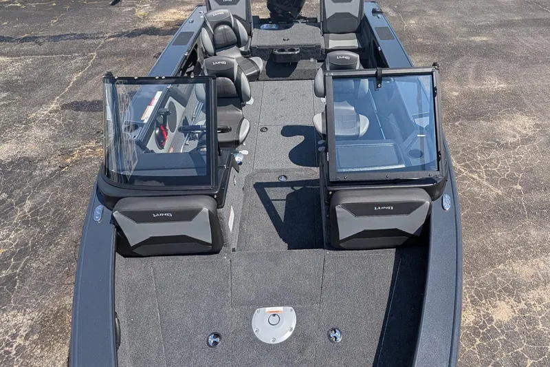 Slide: The Image of 2026 Lund 1875 Crossover XS - 21