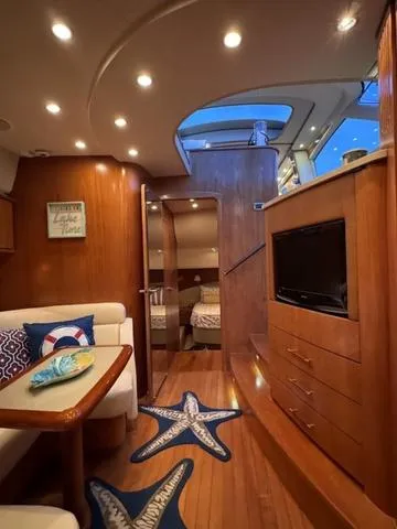 Slide: The Image of Tiara 5800 Sovran 2009 - 13