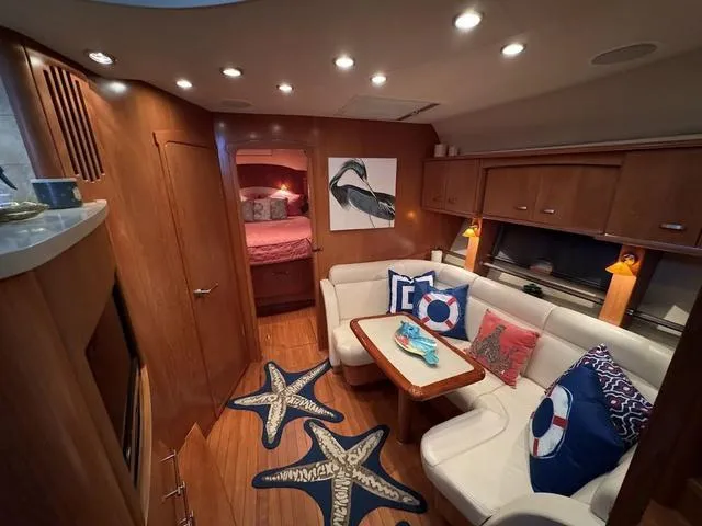 Slide: The Image of Tiara 5800 Sovran 2009 - 16