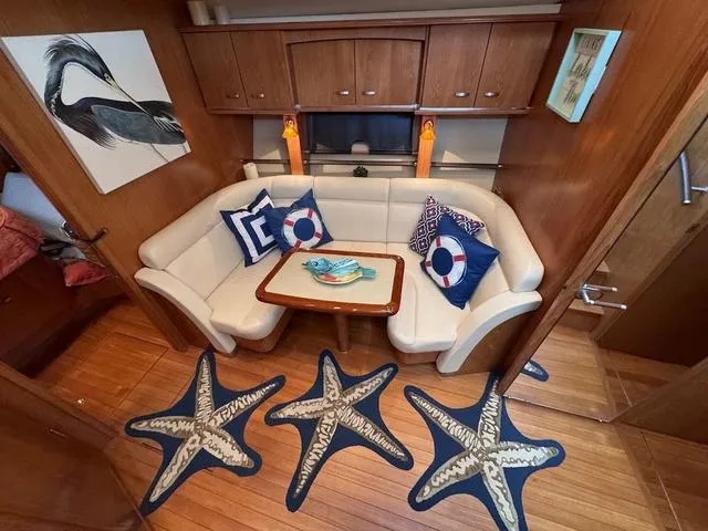 Slide: The Image of Tiara 5800 Sovran 2009 - 20