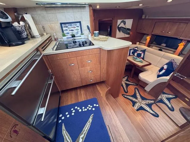 Slide: The Image of Tiara 5800 Sovran 2009 - 21