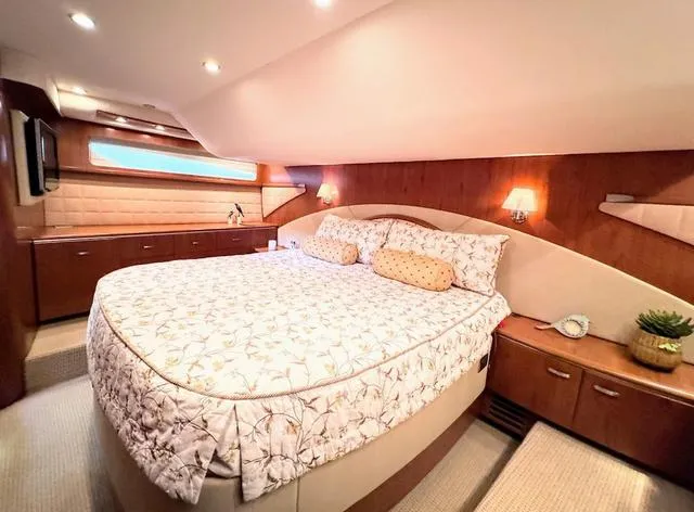 Slide: The Image of Tiara 5800 Sovran 2009 - 27