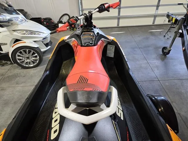 Slide: The Image of Sea-Doo TRIXX 2018 - 6