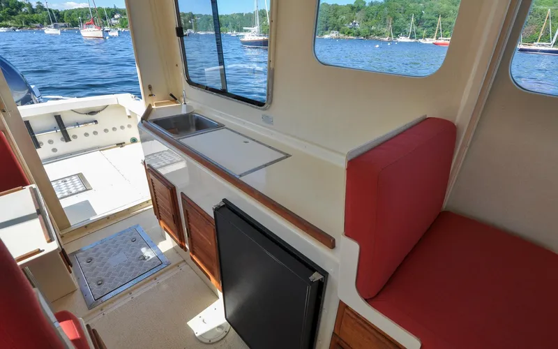 Slide: The Image of Rosborough RF-246 - Aunt Margaret - Galley - 50