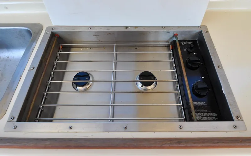 Slide: The Image of Rosborough RF-246 - Aunt Margaret - Galley - Cook Top - 53